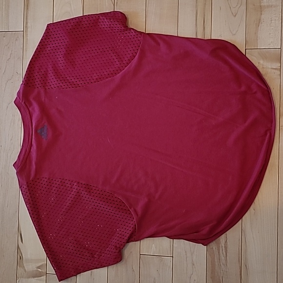 Adidas women's large red t shirt with mesh sleeves - Picture 4 of 6